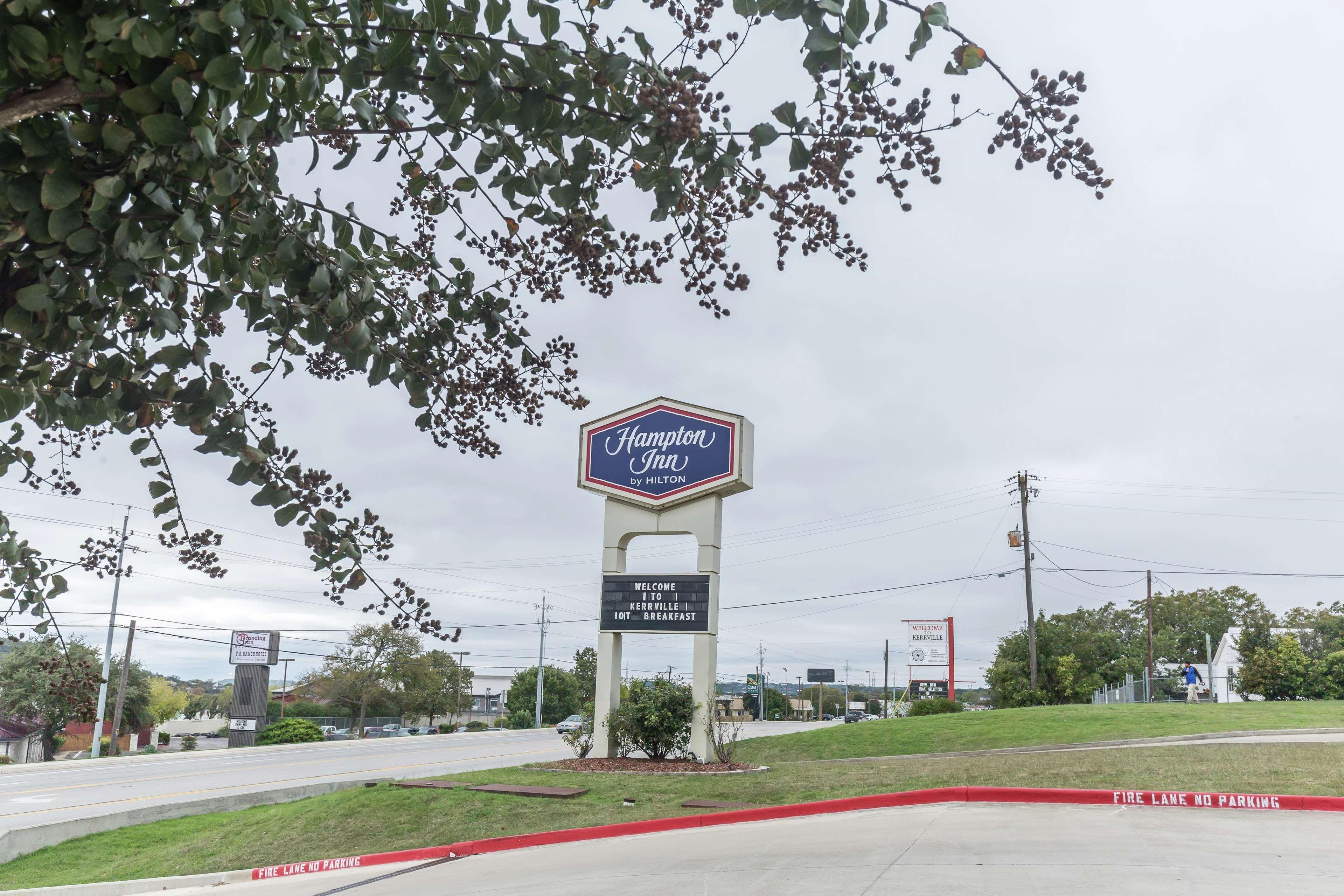 Hampton Inn Kerrville Exteriér fotografie